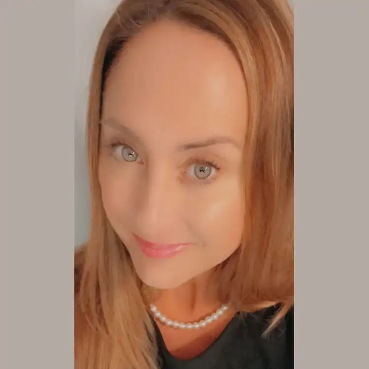 Holly-Hubbard-3-2_MyHealthInsurance.com